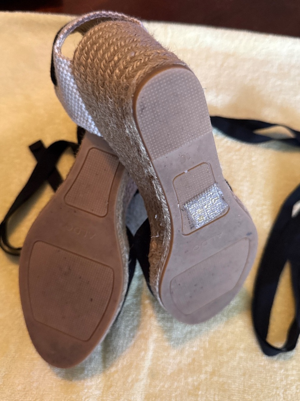 ALDO - Picture 3 of 6